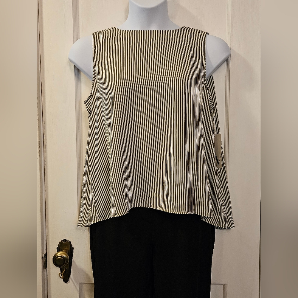 NWT Worthington Olive & White Striped Tank - Size Large